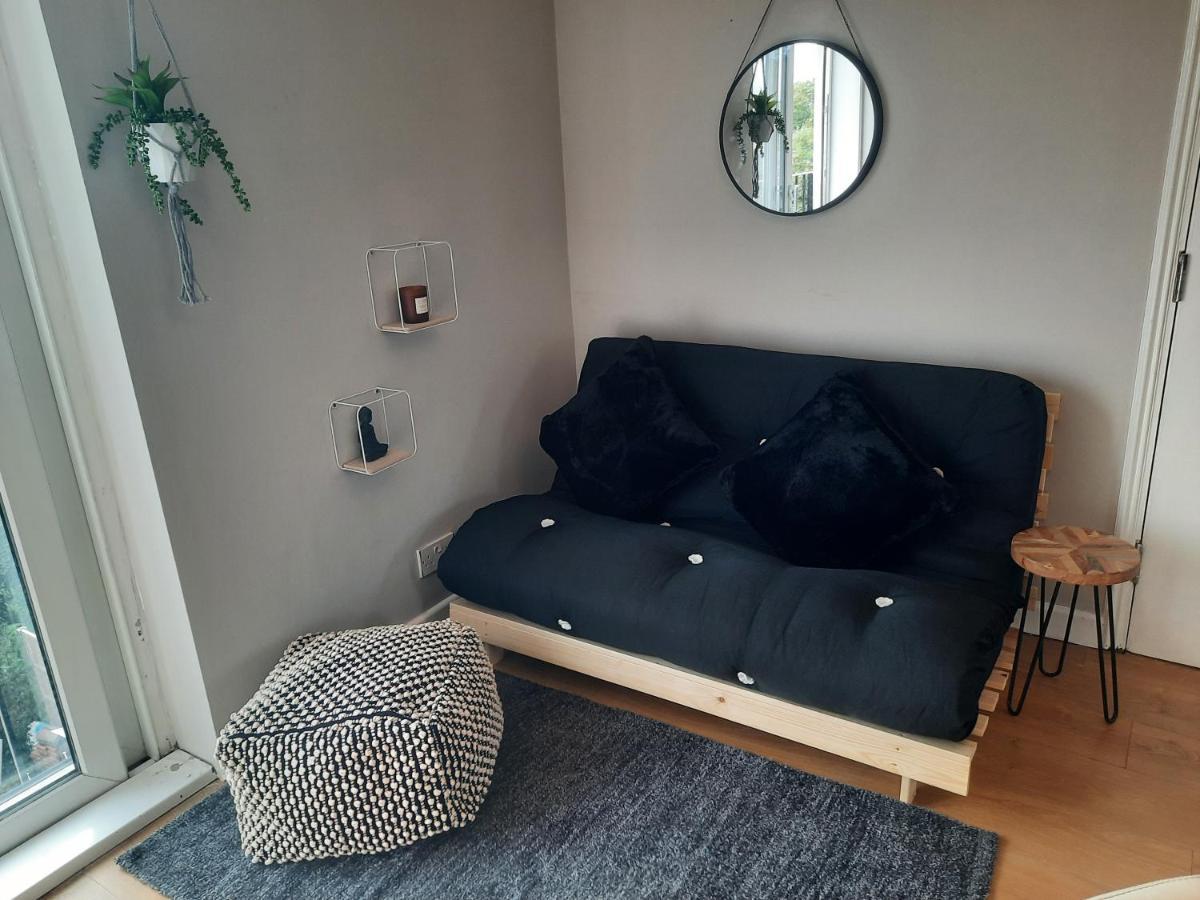 Alross Studio Flat / Private Bathroom London Kültér fotó